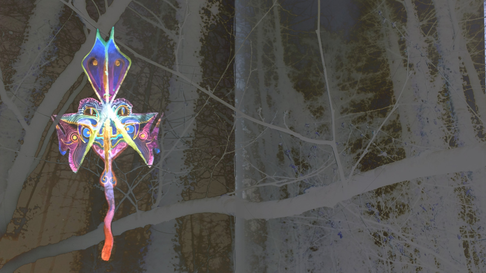 A Pixie Croix, being a kind of crucifix that pixies use to ward off human vampires.